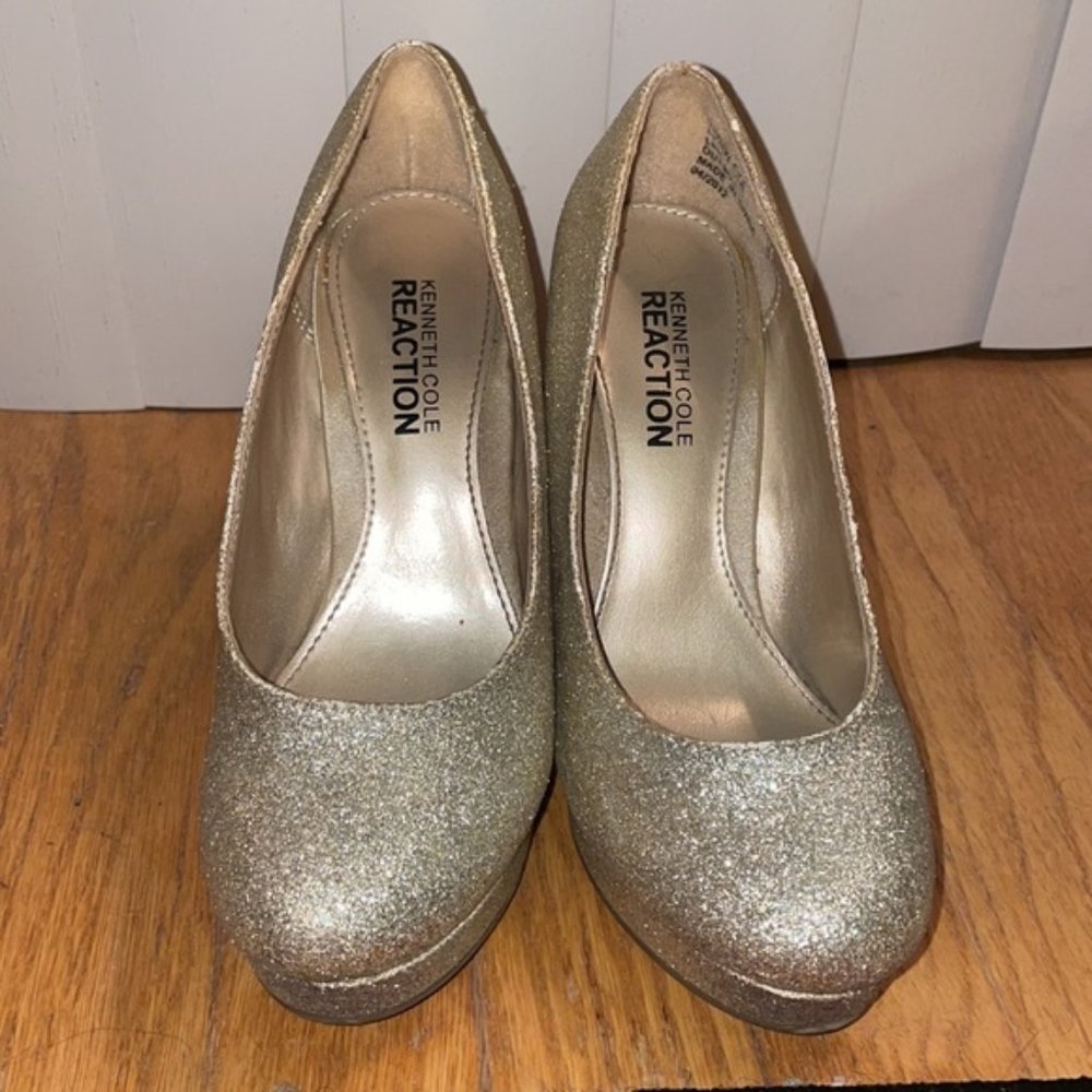 Kenneth Cole Gold Glitter Heels